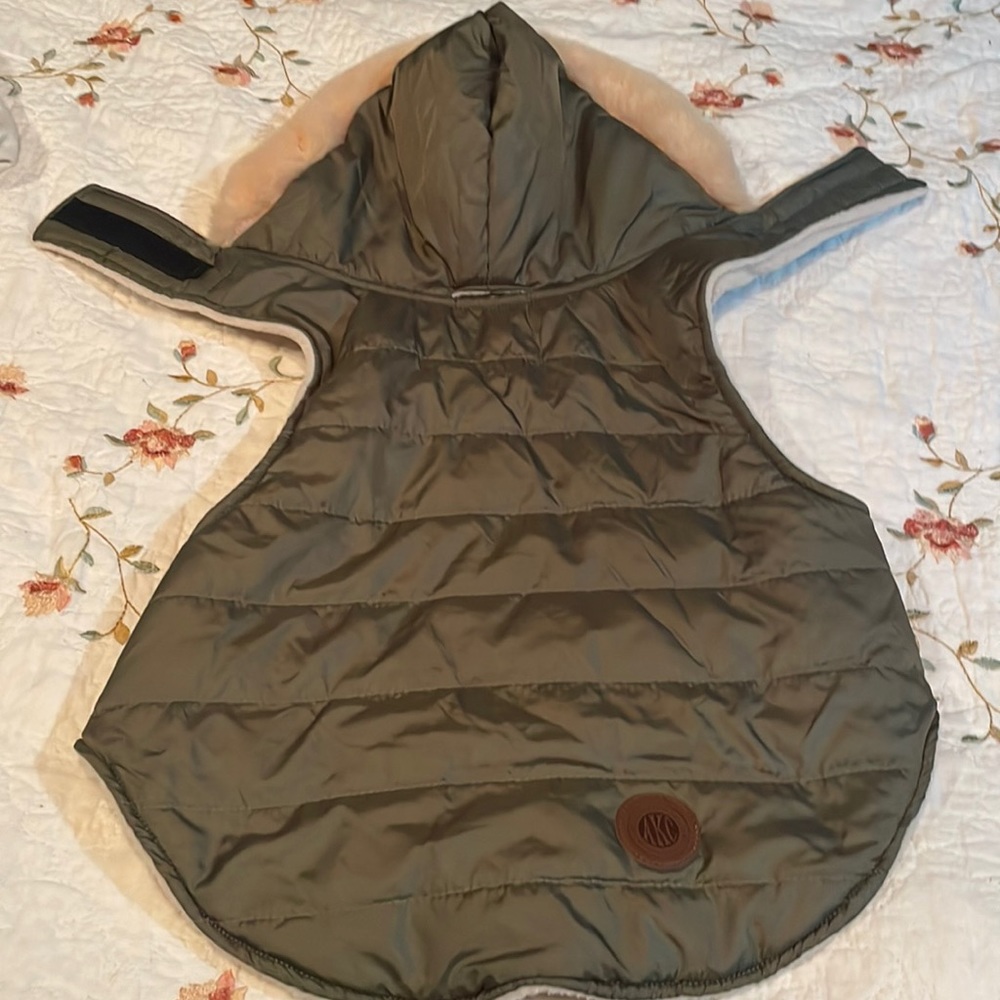American Kennel club dog puffer jacket with hood